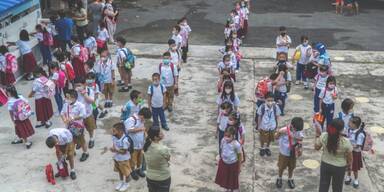 Philippinische Schulen &ouml;ffnen wieder