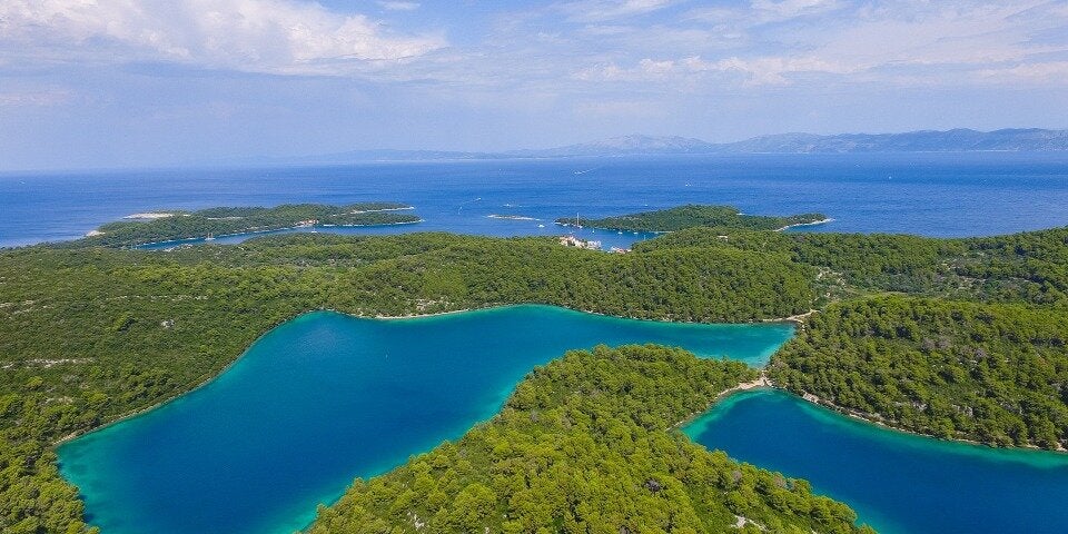 Das Zentrum des Hedonismus und der unberührten Natur