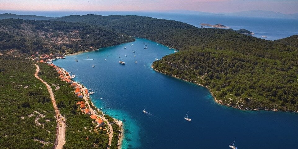 Das Zentrum des Hedonismus und der unberührten Natur