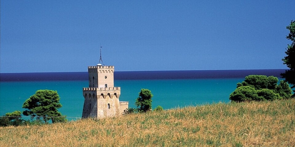 Pineto torre del cerrano Abruzzen
