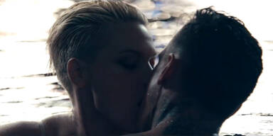 Pink verführt ihren Mann in neuem Video