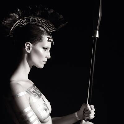 Karl Lagerfeld fotografierte den neuen Pirelli-Kalender