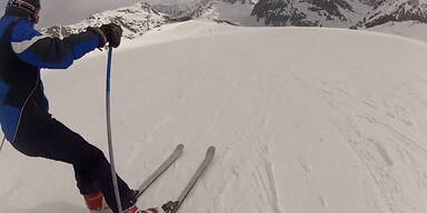 Pistenrowdy flüchtet nach brutalem Skiunfall