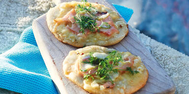 Pizza mit Lachs und Fenchel