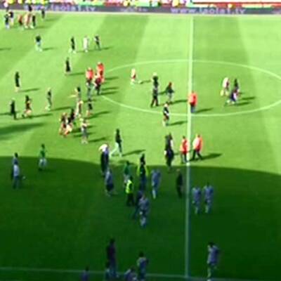 Platzsturm beim Wiener Derby