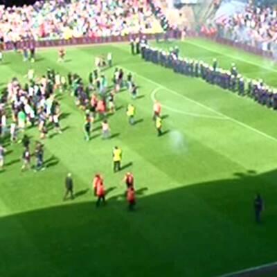 Platzsturm beim Wiener Derby