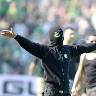 Platzsturm beim Wiener Derby