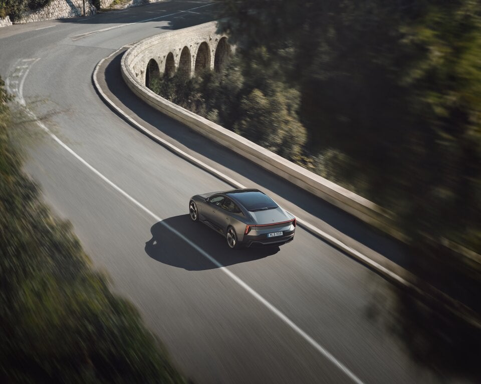 Ab 2.462, bis zu 2.503 kg, bis zu 1,8 t Anhängelast. 