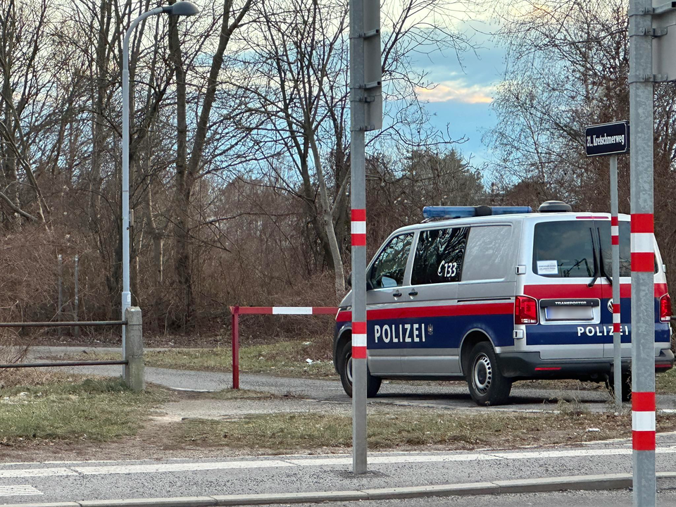 Mordalarm - Angler fischte Leichenteil aus Marchfeldkanal