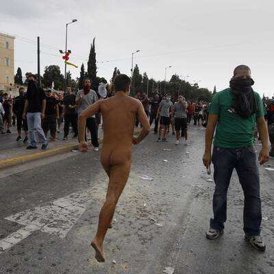 Ausschreitungen bei Merkel-Besuch in Athen