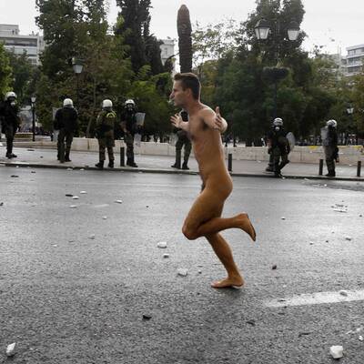 Ausschreitungen bei Merkel-Besuch in Athen