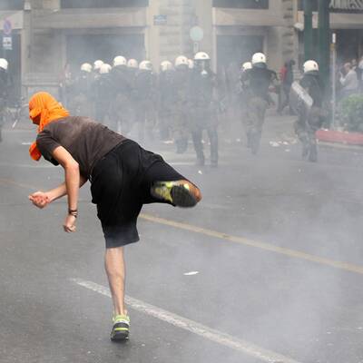 Ausschreitungen bei Merkel-Besuch in Athen