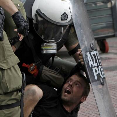 Ausschreitungen bei Merkel-Besuch in Athen