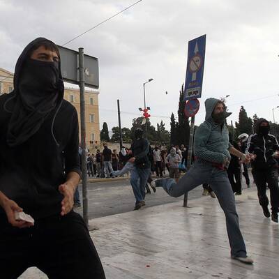 Ausschreitungen bei Merkel-Besuch in Athen
