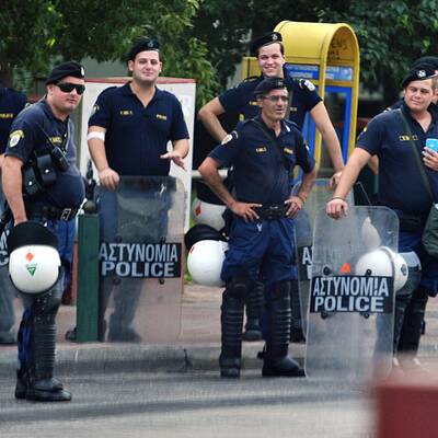 Ausschreitungen bei Merkel-Besuch in Athen
