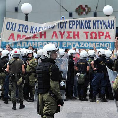 Ausschreitungen bei Merkel-Besuch in Athen
