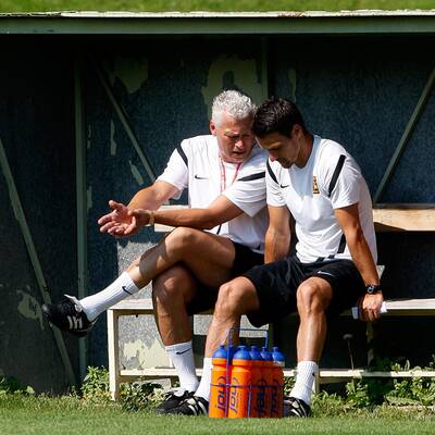 Hier leitet Polster sein 1. Admira-Training