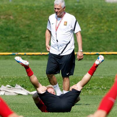 Hier leitet Polster sein 1. Admira-Training