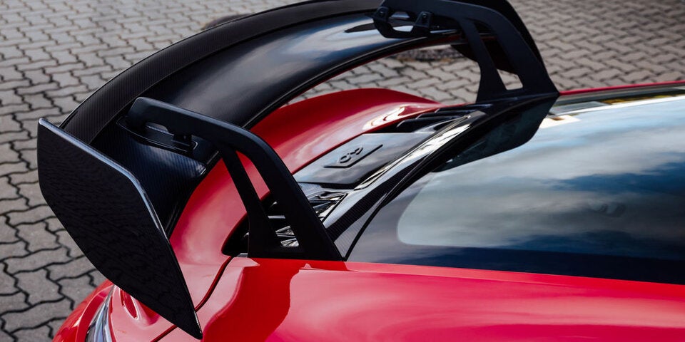 Getunter 911 GT3 mit Sportauspuff aus Gold