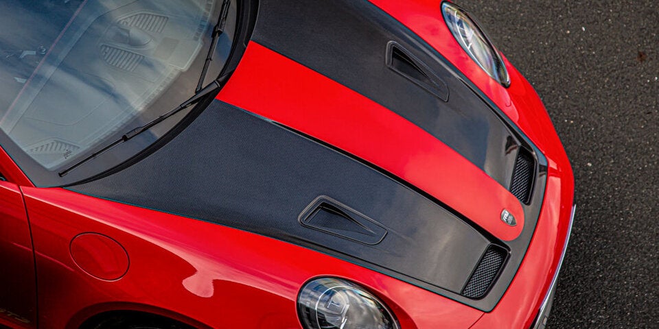 Getunter 911 GT3 mit Sportauspuff aus Gold