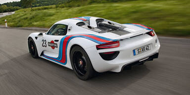 Porsche 918 Spyder im Martini-Racing-Look