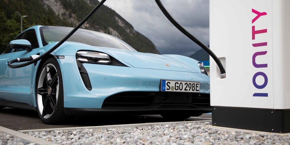 Porsche rüstet den Taycan ordentlich auf