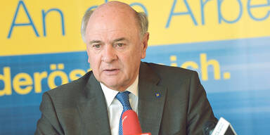 Pr&ouml;ll ruft Landeschefs zu Asyl-Gipfel