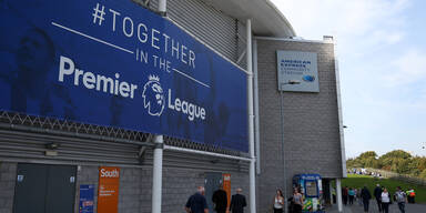 England-Profis gr&uuml;nden Spenden-Initiave