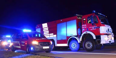 Brennender Oldtimer sorgt für Großeinsatz auf A2