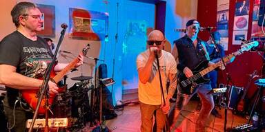 Neos-Benefizkonzert: Pinzer erspielt 730 Euro f&uuml;r Notschlafstellen