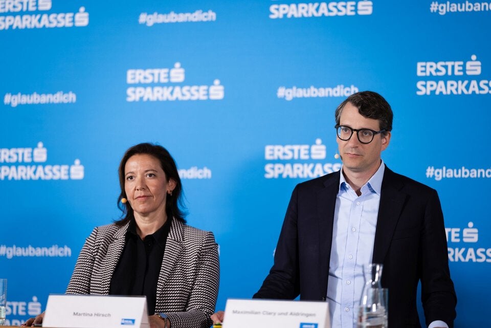 Martina Hirsch, Geschäftsführerin von s REAL Immobilien und Maximilian Clary, Maximilian Clary, Privatkundenvorstand der Erste Bank Österreich