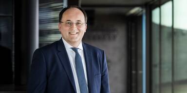 Priebsch Michael, Erste Bank Leiter Gro&szlig;volumiger Wohnbau