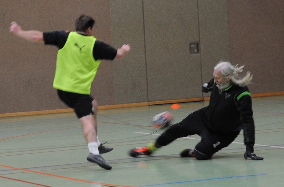Priesternationalelf: Unsere Priester spielen bei Priester-Fußball-EM ganz vorne mit