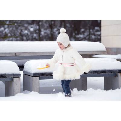 Prinzessin Estelle im Schnee