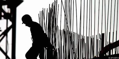 Produktion und Auftr&auml;ge schrumpfen