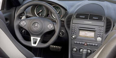 Mercedes SLK 55 AMG mit mehr Power und neuer Optik