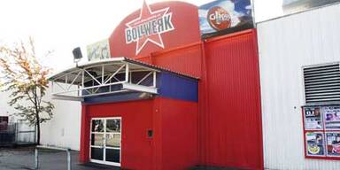 Attacke vor Disco: Opfer ist im Koma