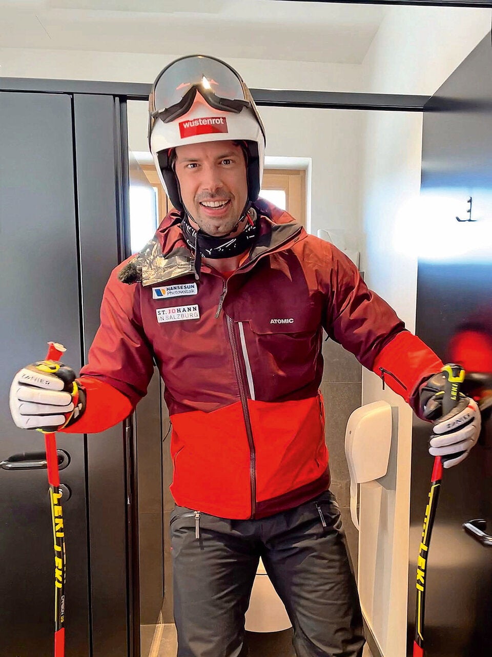 ORF-Mann Joachim Puchner testete das neue Kitz-Klo.