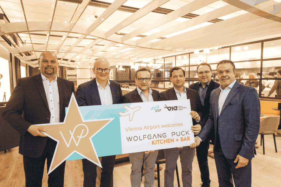 Hollywood-Starkoch Wolfgang Puck eröffnet erstes Restaurant in Österreich