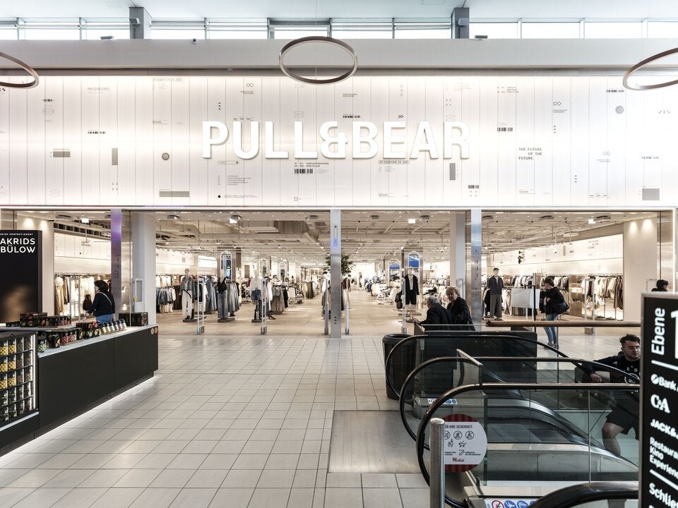 Pull &Bear eröffnete den größten Store Österreichs im Westfield Donau Zentrum