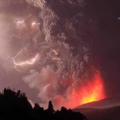 Der Vulkan Puyehue ist erstmals wieder seit 1960 aktiv