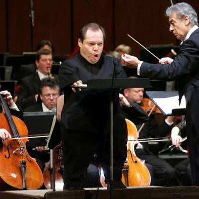 Rihanna - Queen of Downloads