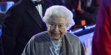 Tom Cruise bei Strahle-Auftritt der Queen