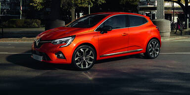 Neuer Clio greift mit fünf Motoren an
