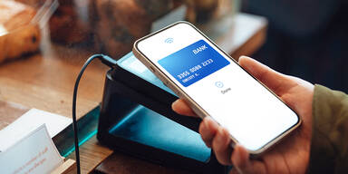 Neue Betrugs-Masche klont digitale Bankkarten: SO sch&uuml;tzen Sie sich jetzt