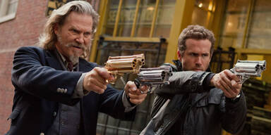 Reynolds und Bridges total schießwütig im Kino