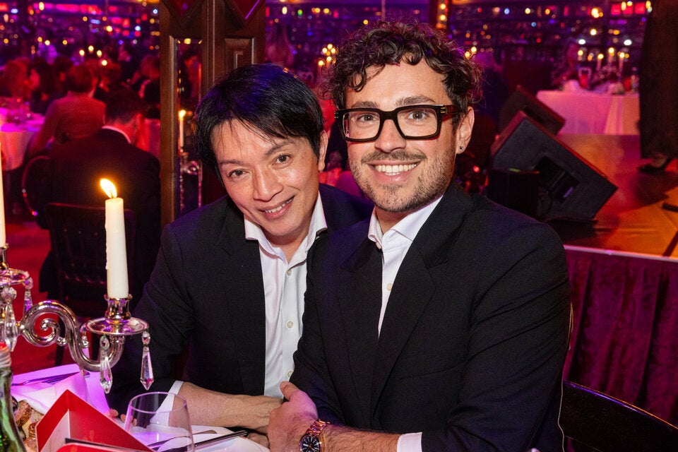 Designer La Hong mit Begleitung