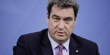 Radikalisierung: S&ouml;der warnt vor ''Corona-RAF'' | Gruppierungen sollen beobachtet werden