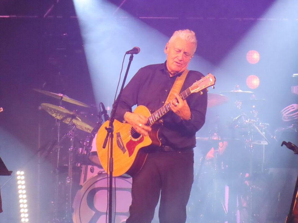 Beste Show des Austropop! Fendrich ließ die Stadthalle beben