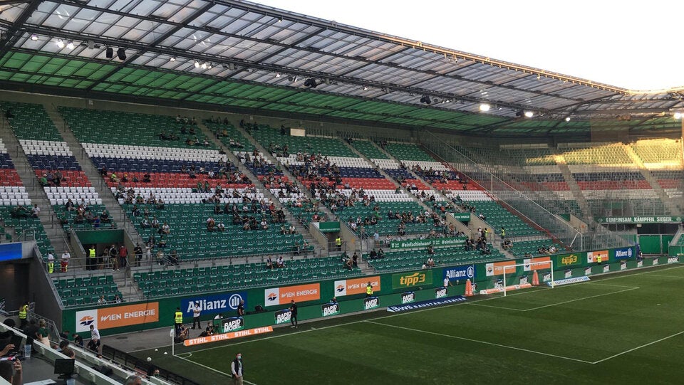 Riesen-Wirbel um 10.000 Fans bei Rapid-Spiel